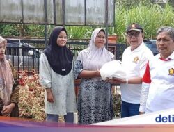 Andre Rosiade Kirim 1.500 Paket Sembako untuk Korban Banjir Sijunjung