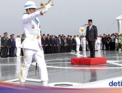 Ketua MPR Peringati Hari Pahlawan di KRI Semarang