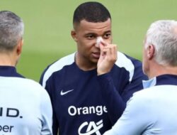 Mbappe Vs Deschamps di Timnas Prancis