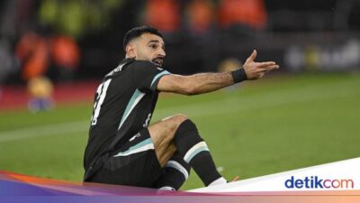 Salah Kecewa Belum Juga Ditawari Kontrak Baru