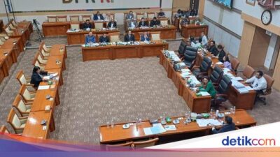 Capim Poengky soal KPK Kalah di Praperadilan Sahbirin: Sangat Memalukan