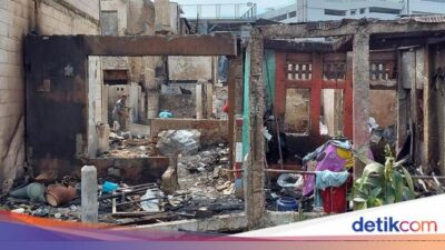 68 Rumah Hangus Terbakar di Jatinegara, Begini Kondisinya