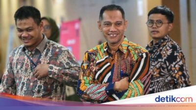 Chat Ghufron Tanpa Ditanya dan Kemenangan Paman Birin Vs KPK