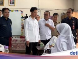 Pemprov DKI Targetkan Makan Bergizi Gratis Masih Hangat Saat Diterima Siswa