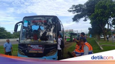 Kemenhub Cek Kelaikan Bus Menuju Puncak Bogor di Tol Jagorawi