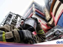 5 Fakta Glodok Plaza Dilalap Api, Ada Korban yang Masih Dicari