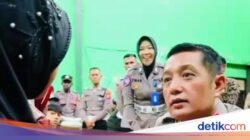 Haru, Bocah Sandra Sebatang Kara Diangkat Anak oleh Kapolresta Bandung