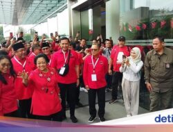 Megawati Tiba di Bimtek Anggota DPRD PDIP, Kader Ucapkan Selamat Ulang Tahun