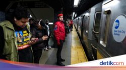 Mengikuti Guardian Angels Patroli Mengamankan Kereta Bawah Tanah New York