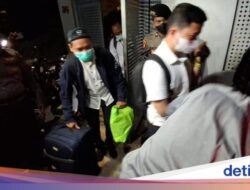 KPK Bawa 3 Koper Usai Geledah Rumah Djan Faridz Terkait Harun Masiku