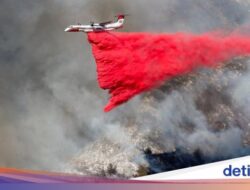 Pesawat dan Helikopter Dikerahkan untuk Atasi Kebakaran di Los Angeles