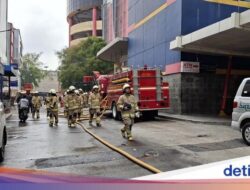 Korban Tewas Kebakaran Glodok Plaza Bertambah Jadi 12 Orang