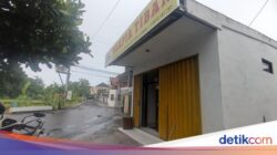 Mobil Misterius Parkir Sebulan di Depan Toko Bakpia Sleman, Kini Diderek