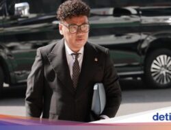 MKD Bakal Klarifikasi Uya Kuya Buntut Heboh Ditegur Warga Los Angeles