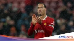 Van Dijk Belum Putuskan Masa Depannya di Liverpool