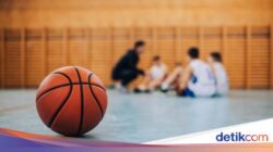 Larangan Main Setahun Bagi Pebasket SMP yang Viral Pukul Lawan