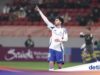 Debut Sandy Walsh di Yokohama F. Marinos: Main Penuh, Timnya Menang