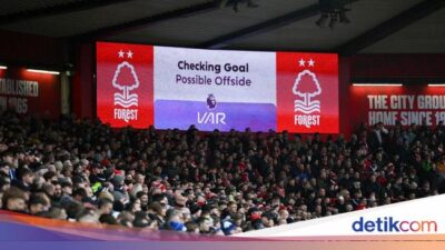 VAR Sudah Buat 13 Kesalahan di Premier League Musim Ini