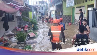 38 RT di Jakarta Terendam Banjir, Tinggi Air Ada yang Capai 3,7 Meter