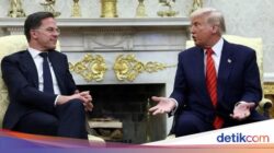 Bertemu Bos NATO, Trump Bilang AS Butuh Greenland