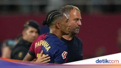 Kalau Tak Ada Flick, Raphinha Mungkin Sudah Tinggalkan Barca