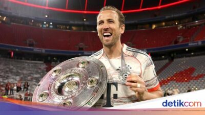 Harry Kane Sudah Angkat Trofi, Doakan Tottenham Menyusul