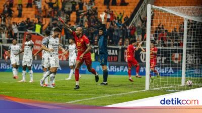 Persija Tumbangkan Bali United 3-0