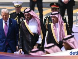 Trump Tiba di Arab Saudi, Disambut Langsung Pangeran Mohammed bin Salman